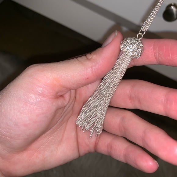 Necklaces - Picture 4 of 5